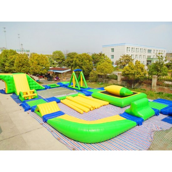 Trampoline Water Park